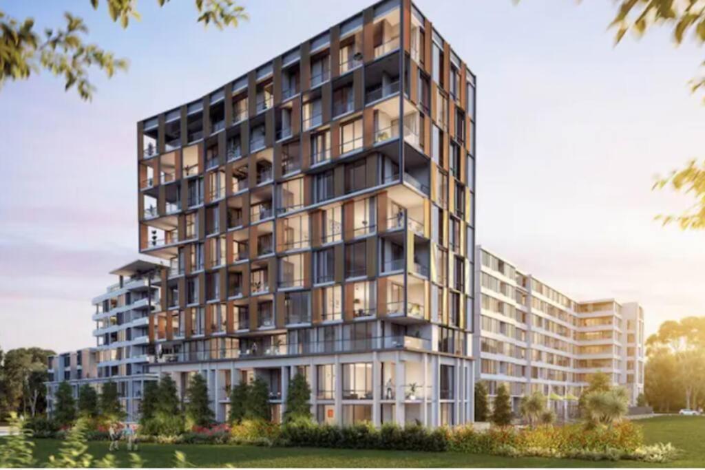 Four Bedroom Apartment With Facilities In Olympic Park Сидни Екстериор снимка